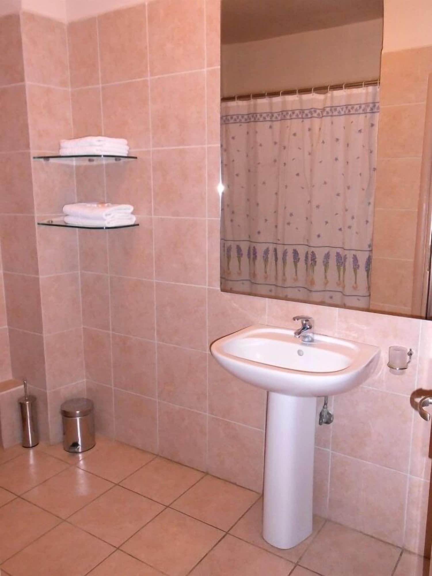 Lambrinos Suites Platanés エクステリア 写真