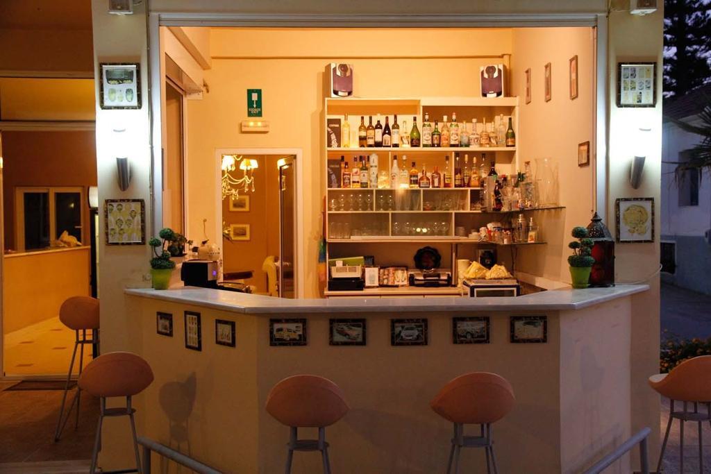 Lambrinos Suites Platanés エクステリア 写真